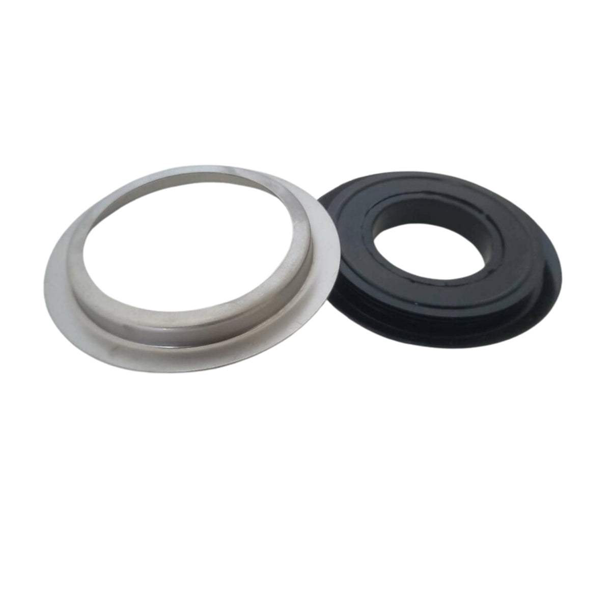 2x Seals to fit 2 Tonne Wheel Bearing Kits go onto Kimberley Campers w/ disc brake - Alt 10